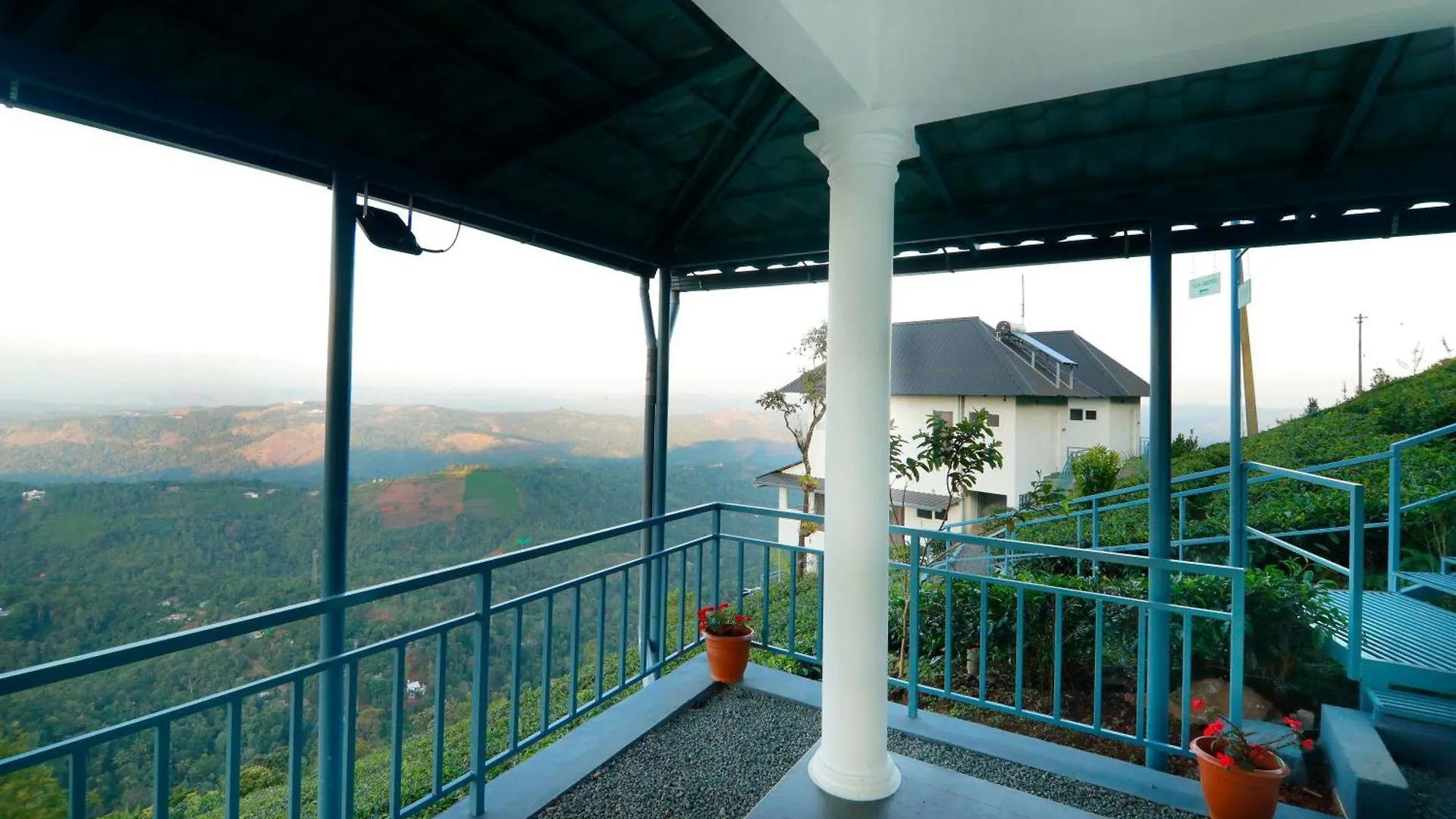 10 Degrees North By Avni Holidays Idukki
